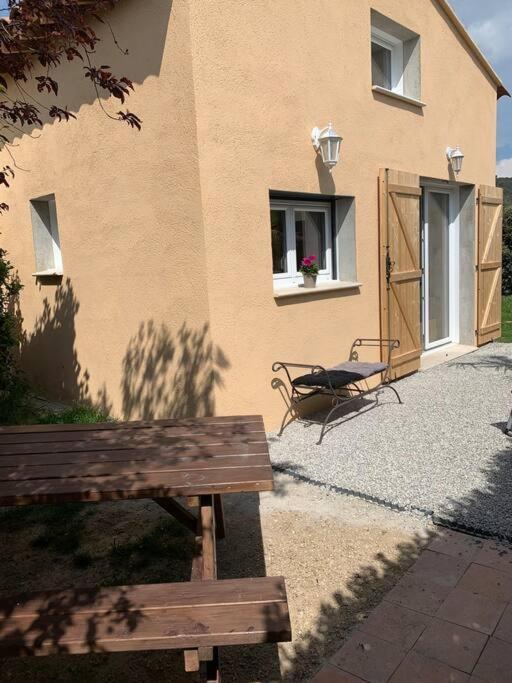 Appartement Avec Jardin Prive Greoux Les Bains Au Bord Du Verdon Esterno foto